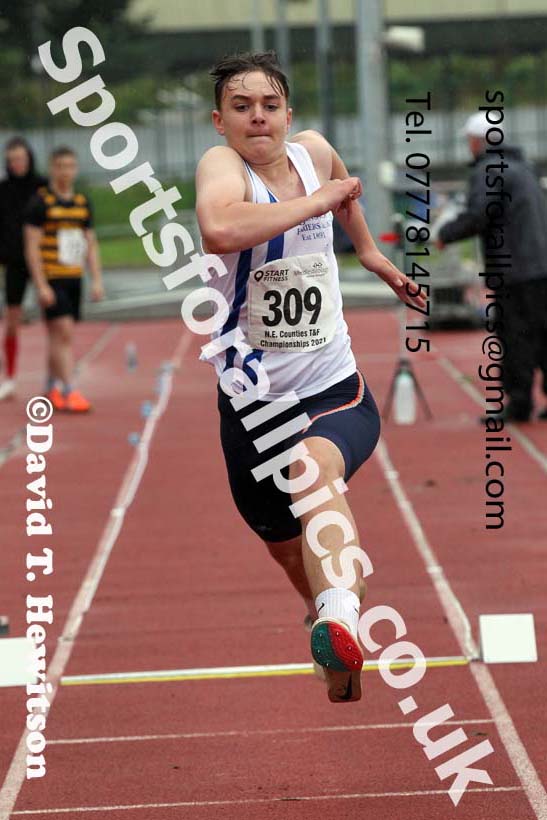 Mens and Boys triple jump, 2021 North Eastern Track and Field Champs., Middesbrough. Photo: David T. Hewitson/Sports for All Pics